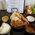 なおかつ - ・ふじ　1,400円 ・ご飯大盛り　無料 ・キャベツ大盛り　＋30円