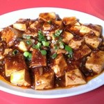 聚幸園 - 麻婆豆腐。日本の麻婆とは違う、大陸風の味と香りがしてウマイ。何が入っているんだろう？
