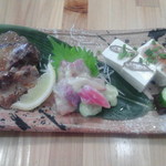 沖縄そばと島豆腐の店 まつばら家 - おまかせ ウチナー三点盛り   750円