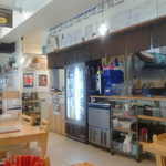 沖縄そばと島豆腐の店 まつばら家 - 店舗内観