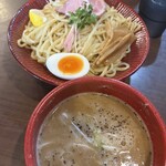 麺屋 とり仁 - 料理写真:濃厚鶏白湯つけ麺（300g）