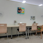 ふらっと - カウンター6席あり