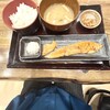 炭火焼干物食堂 しんぱち食堂 - 大トロ銀鮭塩ハラス定食