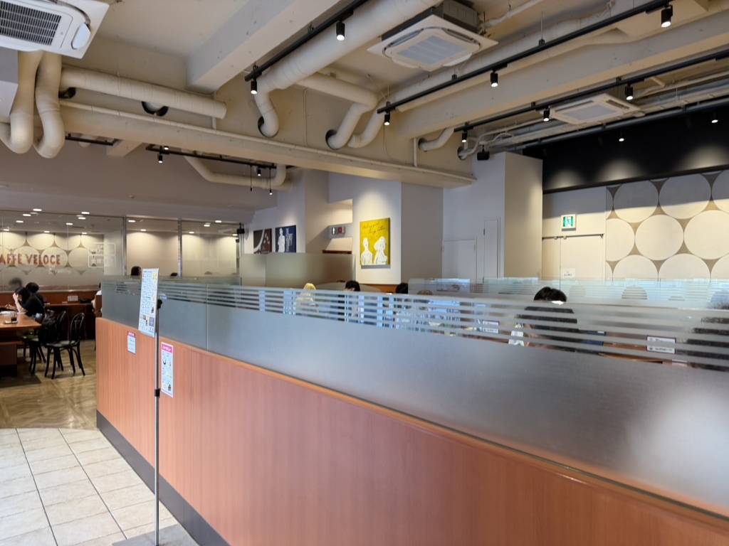 カフェ ベローチェ 春日 駅前 店