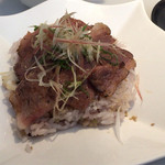 マサオ - 近江牛丼のアップ。満足ランチ