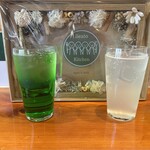Beato Kitchen - ドリンク写真:レモンスカッシュ　メロンソーダ