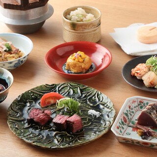 出汁と季節感を大切にした懐石仕立ての『お任せコース』
