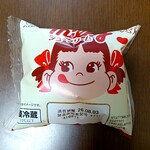 不二家 - その他写真:milky75thミルキーシュークリーム