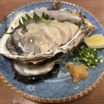 酒場 森下 - 岩牡蠣　1,280円　クリーミー
