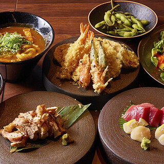 天ぷらや刺身、自慢のうどんまで楽しめる宴会コース！飲み放題◎