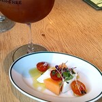 Osteria IL VIAGGIO - アミューズ♫メロンとモツァレラのカプレーゼ♡