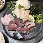梅山鉄平食堂 - 