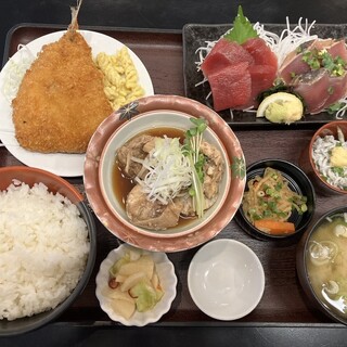 まるわ食堂_0