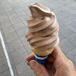 ラ・ムー - 料理写真:100円ソフトクリーム\(//∇//)\