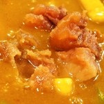 三佳屋 - どて焼きカレーうどん（和牛スジ肉）