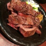 圭助 - 牛タン炭火焼1.5人前  1780円