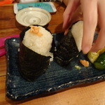 魚金 - おにぎりはうれしい２つに分割！（2015.04）