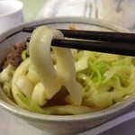 えきまえ - 硬めの幅広のうどん