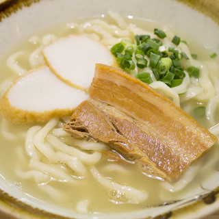 こだわりの詰まった大東そば