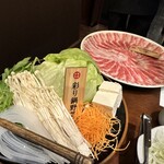 黒豚しゃぶしゃぶ あじと - 