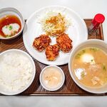 ガスト - 料理写真:おろしから揚げ定食3個