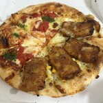 ピザハット - 料理写真:ピザハット・マルゲリータ/宮崎名物 たっぷりタルタルチキン南蛮のハーフ&ハーフ、Sサイズ