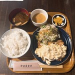 津田屋食堂 - 