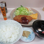 キッチンササキ - 日替わり定食（メンチカツ）