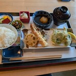 ろくろく亭 - 
