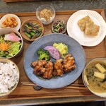 菜屋cafe doi - 菜屋ランチ
