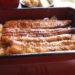 鷹番 宮川 - 鰻重 い 1300円。