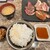 焼肉処 くらちゃん - 料理写真:・日替わり定食（880円）
          ・肉大盛り（550円）