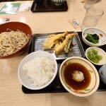 天丼・天ぷら本舗 さん天 - 料理写真: