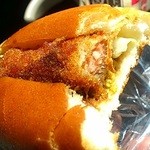 大英堂製パン店 - 断面