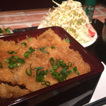 ぶたじろう - タレカツ丼