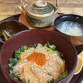 活魚・すし・和食処 やま文_2