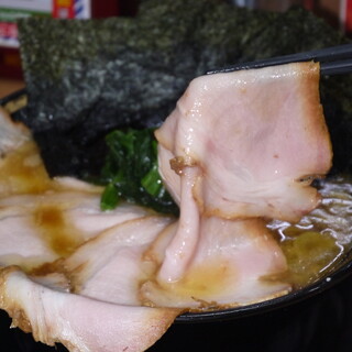 横浜家系ラーメン林家_1