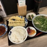あおい食堂 - 「あおい定食」（1,980圓税込）
　肉吸ひ
　ホルモン天ぷらおまかせ三種類
　ご飯
　小鉢
　お漬物。