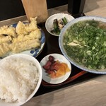 あおい食堂 - 「あおい定食」（1,980圓税込）
　肉吸ひ
　ホルモン天ぷらおまかせ三種類
　ご飯
　小鉢
　お漬物。