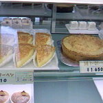 十一屋 - いずみやといい、藤島はケーゼクーヘンが好きなのか・・
