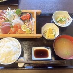 今庄食事処 うお座 - 