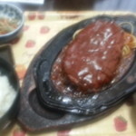 Shima - 2013/04/18 12:45訪問　ハンバーグ定食\980