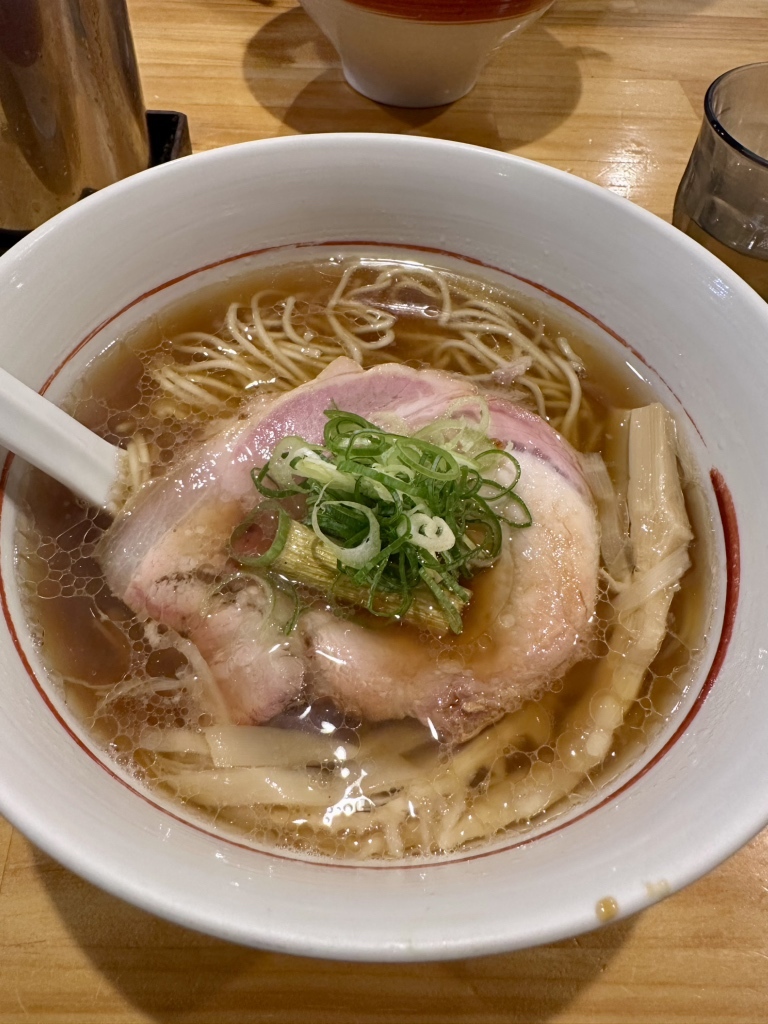 川 の 先 の 上