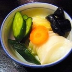 とんかつ 唐揚 おかだ - お新香￥300
