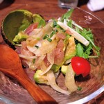 かみしゃくダイニング - マグロとアボカドとポキ