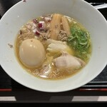 鶏煮干しラーメンういんず - 