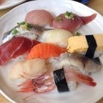 海幸 - 1080yenの寿司