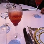 レストラン アラジン - フランボワーズのソルベ入りシャンパン