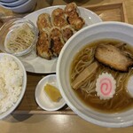 餃子ふじたた - 料理写真: