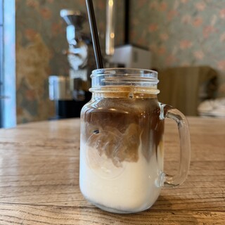 ハチイチゴ コーヒー スタンド_0
